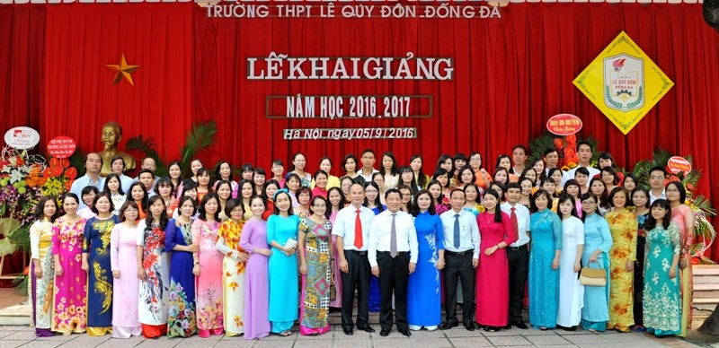 Tưng bừng ngày hội khai trường